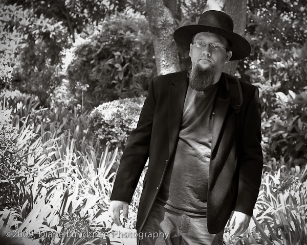 Photo of the Day - July 22, 2009, #1 David on his way to the airport for his 10 year high school reunion
